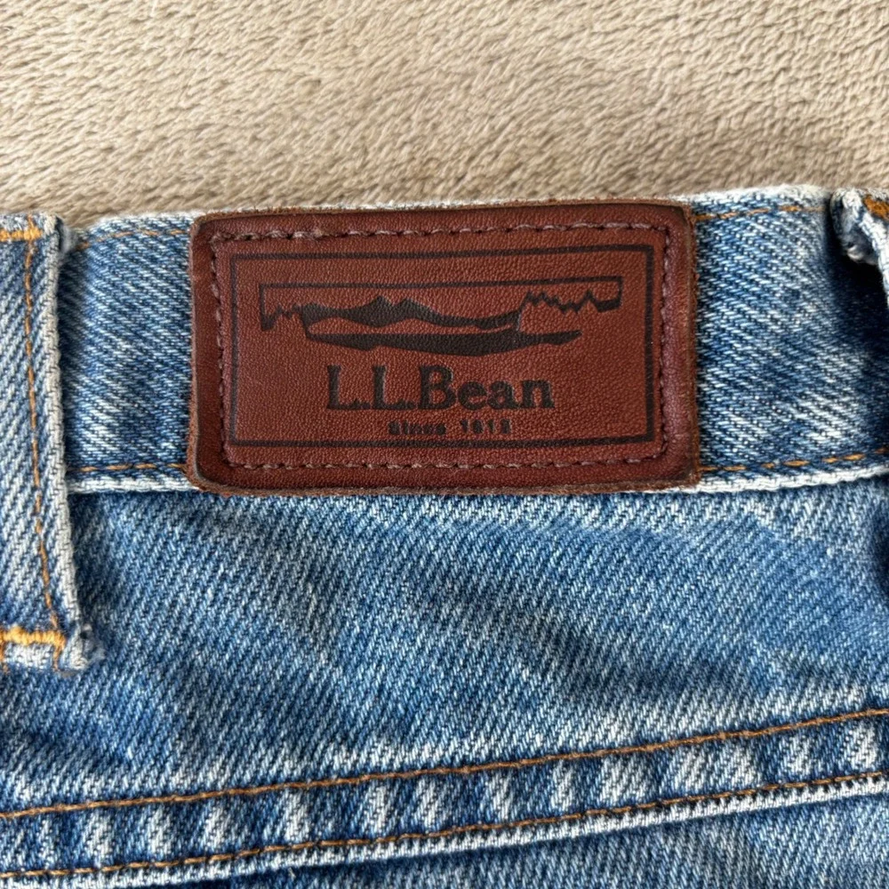 LL Bean Natural Fit Jeans Mens 40x32 Blue Good Medium Wash Straight Leg‎ Cotton